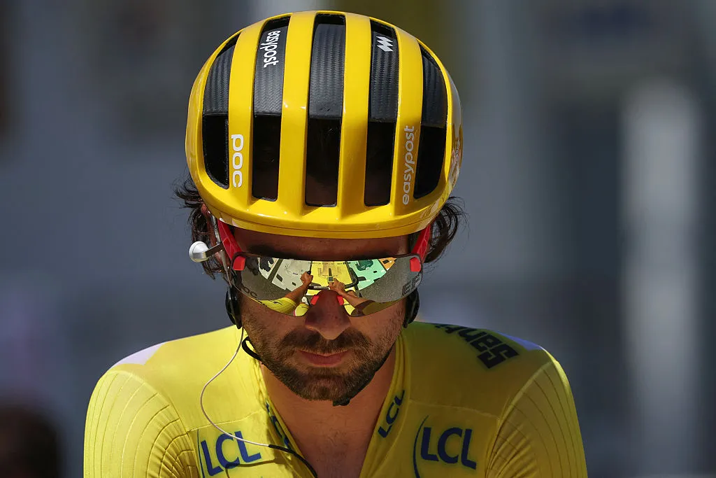 "Itu Ben" - EF Education-EasyPost Sebut Keputusan Perlambat Peloton Setelah Tadej Pogačar Jatuh Diambil Pemimpin Tour de France Ben Healy