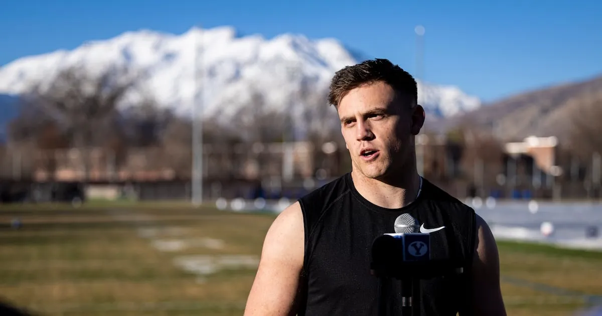 Jake Retzlaff secara resmi mengumumkan kepergiannya dari BYU